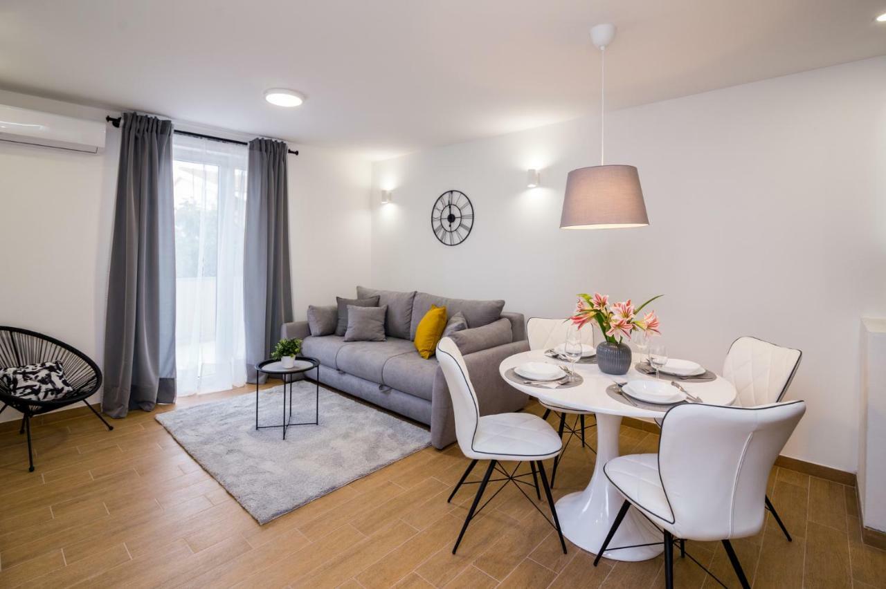 Fk Apartments Pakoštane Zewnętrze zdjęcie