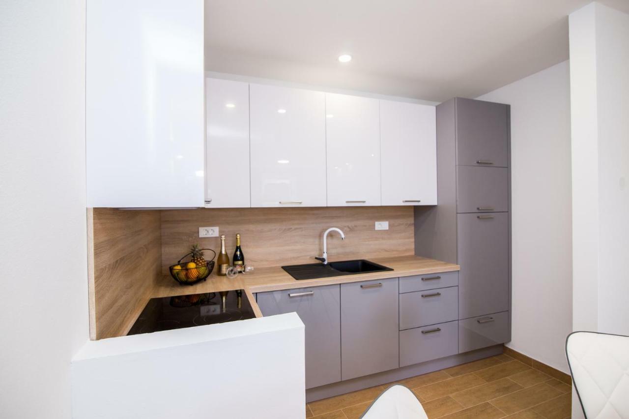 Fk Apartments Pakoštane Zewnętrze zdjęcie